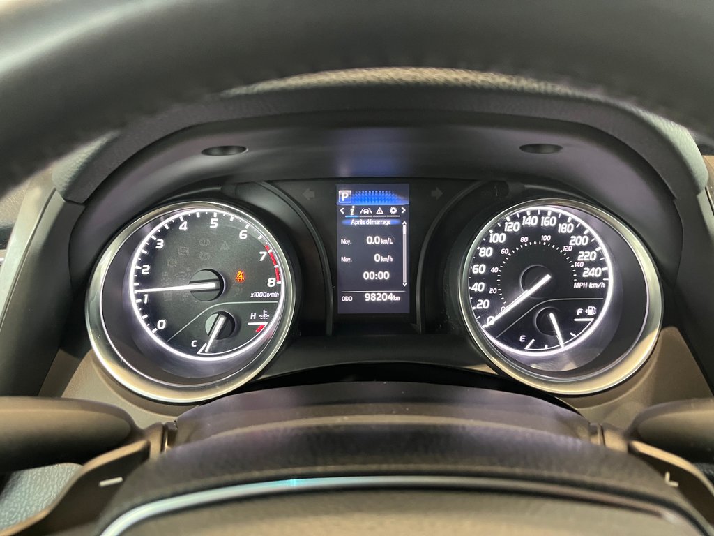 Toyota Camry SE 2018 à Amos, Québec - 15 - w1024h768px