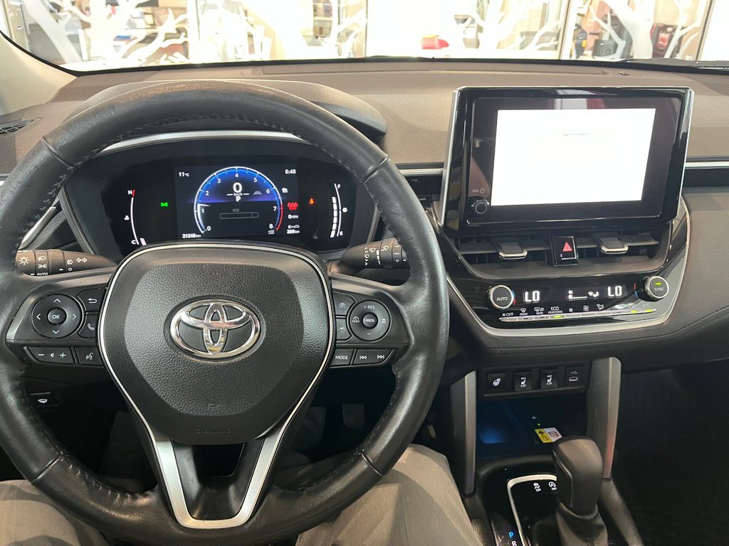 Toyota Corolla Cross XLE 2023 à Amos, Québec - 20 - w1024h768px