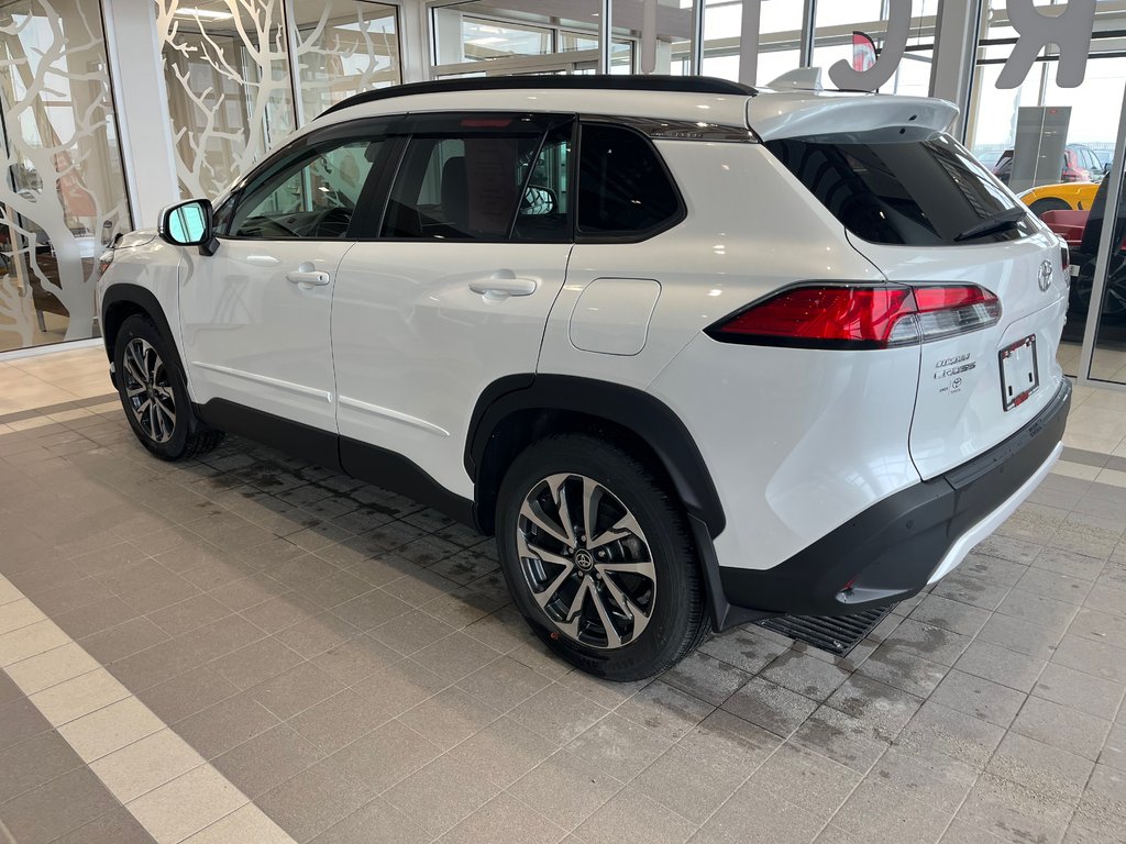 Toyota Corolla Cross XLE 2023 à Amos, Québec - 5 - w1024h768px
