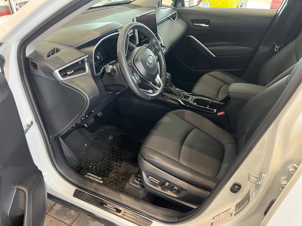 Toyota Corolla Cross XLE 2023 à Amos, Québec - 11 - w1024h768px