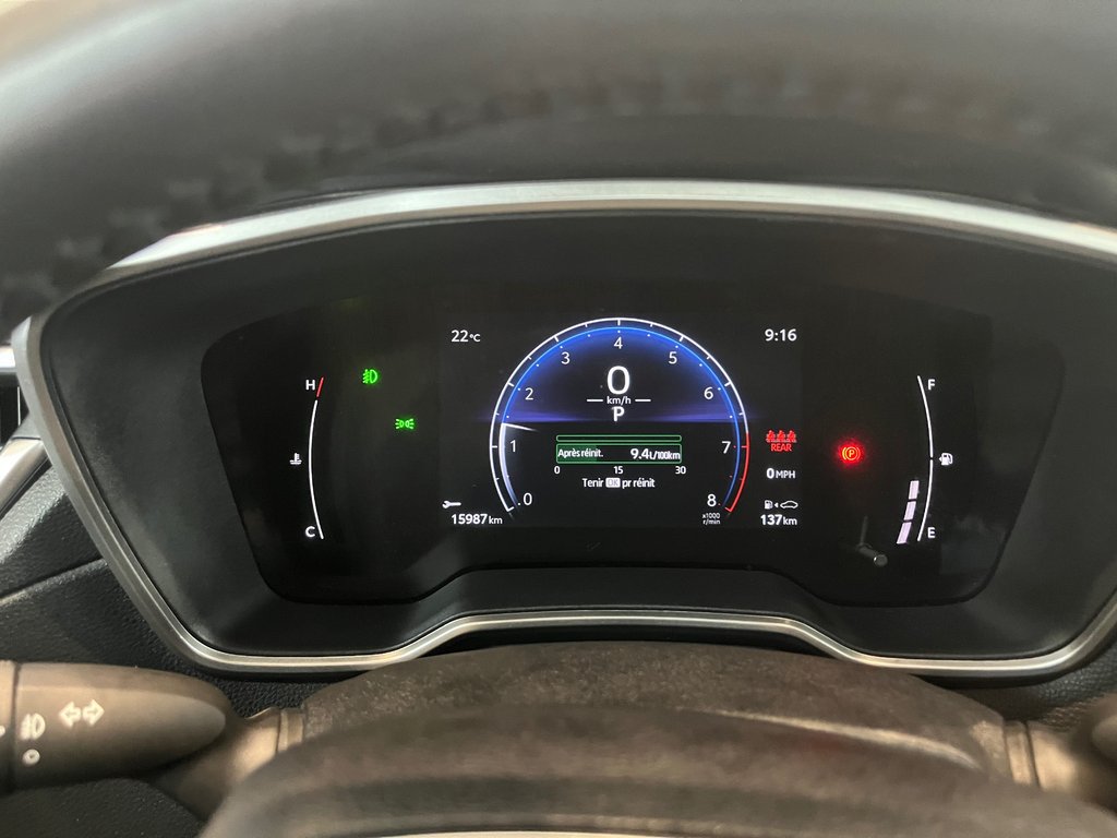 2023 Toyota Corolla Cross XLE in Amos, Quebec - 13 - w1024h768px