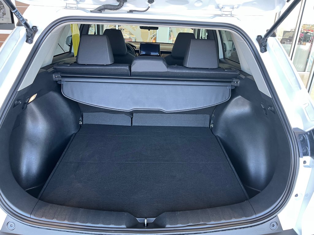 Toyota COROLLA CROSS LE 2024 à Amos, Québec - 9 - w1024h768px