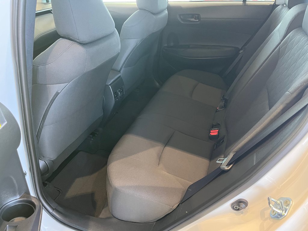 Toyota COROLLA CROSS LE 2024 à Amos, Québec - 10 - w1024h768px