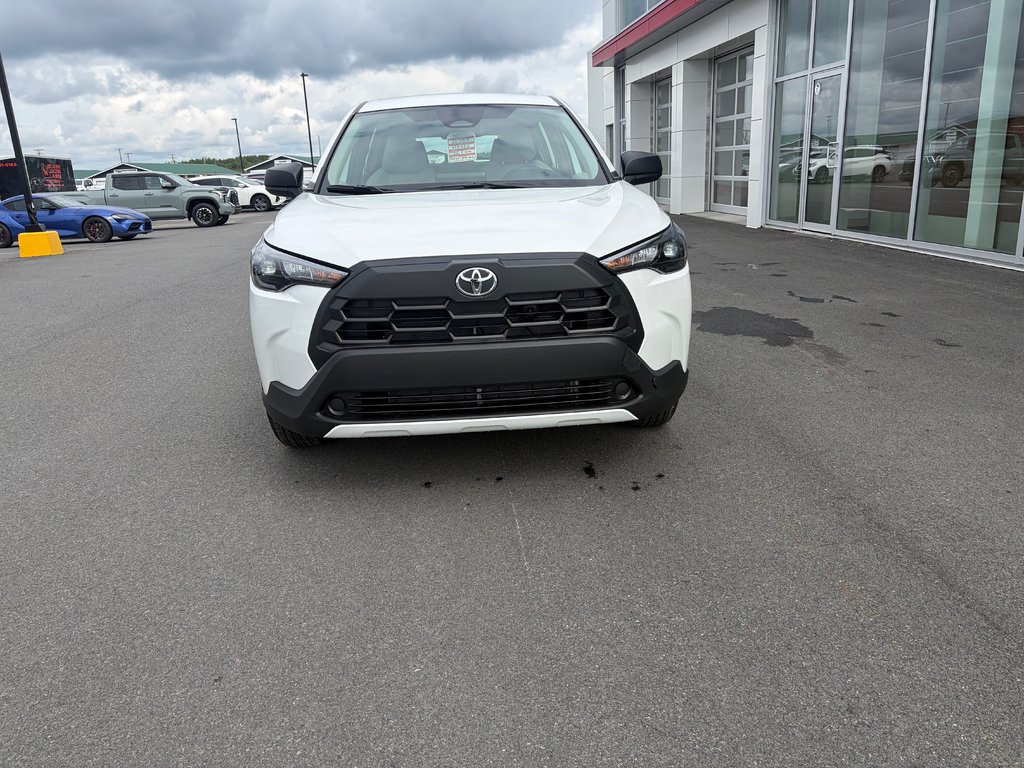 2026 Toyota Corolla Cross L AWD in Amos, Quebec - 8 - w1024h768px