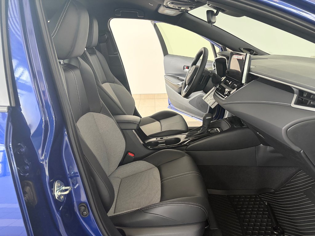 Toyota Corolla Hatchback XSE 2026 à Amos, Québec - 10 - w1024h768px