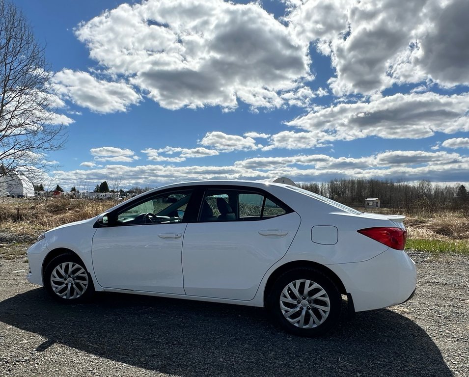 2018  Corolla * VERSION SE * 6M * in Amos, Quebec - 28 - w1024h768px