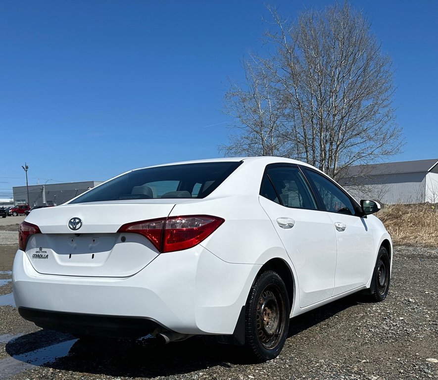 2019  Corolla * VERSION CE * CVT * in Amos, Quebec - 24 - w1024h768px
