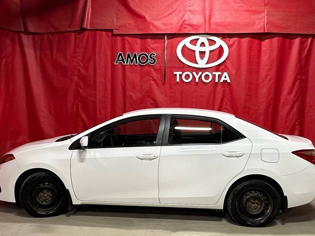 2019  Corolla * VERSION CE * CVT * in Amos, Quebec - 9 - w1024h768px