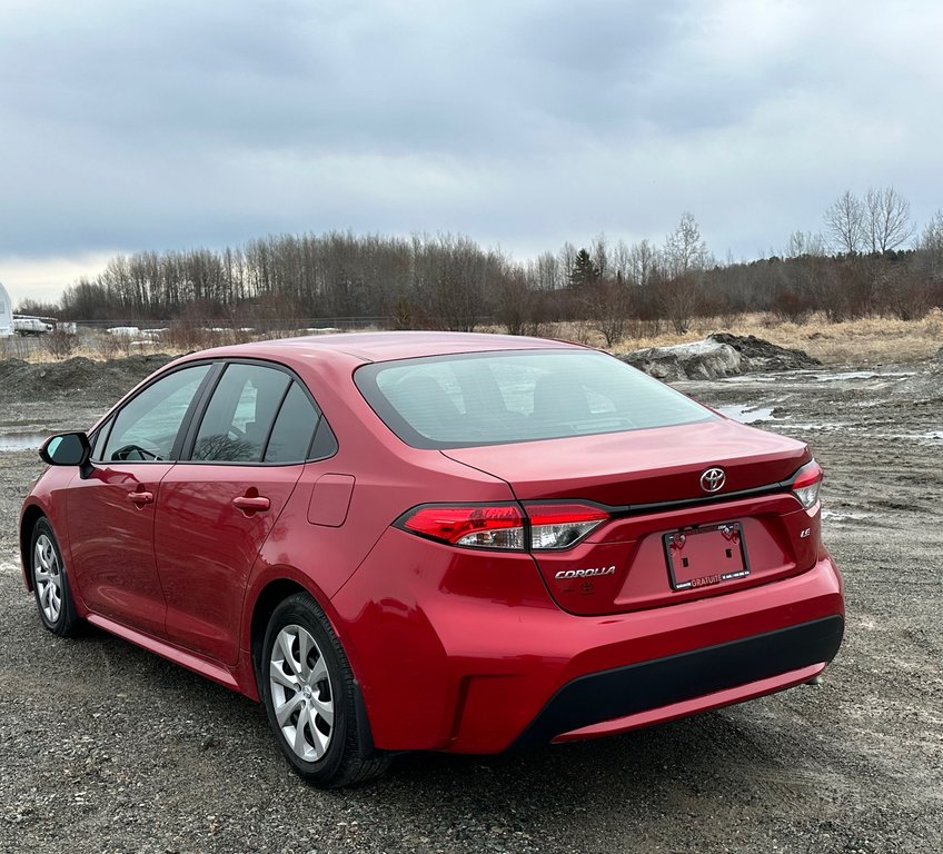2021  Corolla * VERSION LE * in Amos, Quebec - 30 - w1024h768px