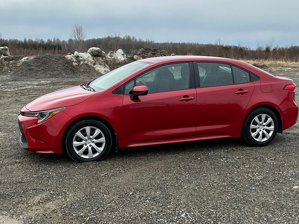 2021  Corolla * VERSION LE * in Amos, Quebec - 29 - w1024h768px