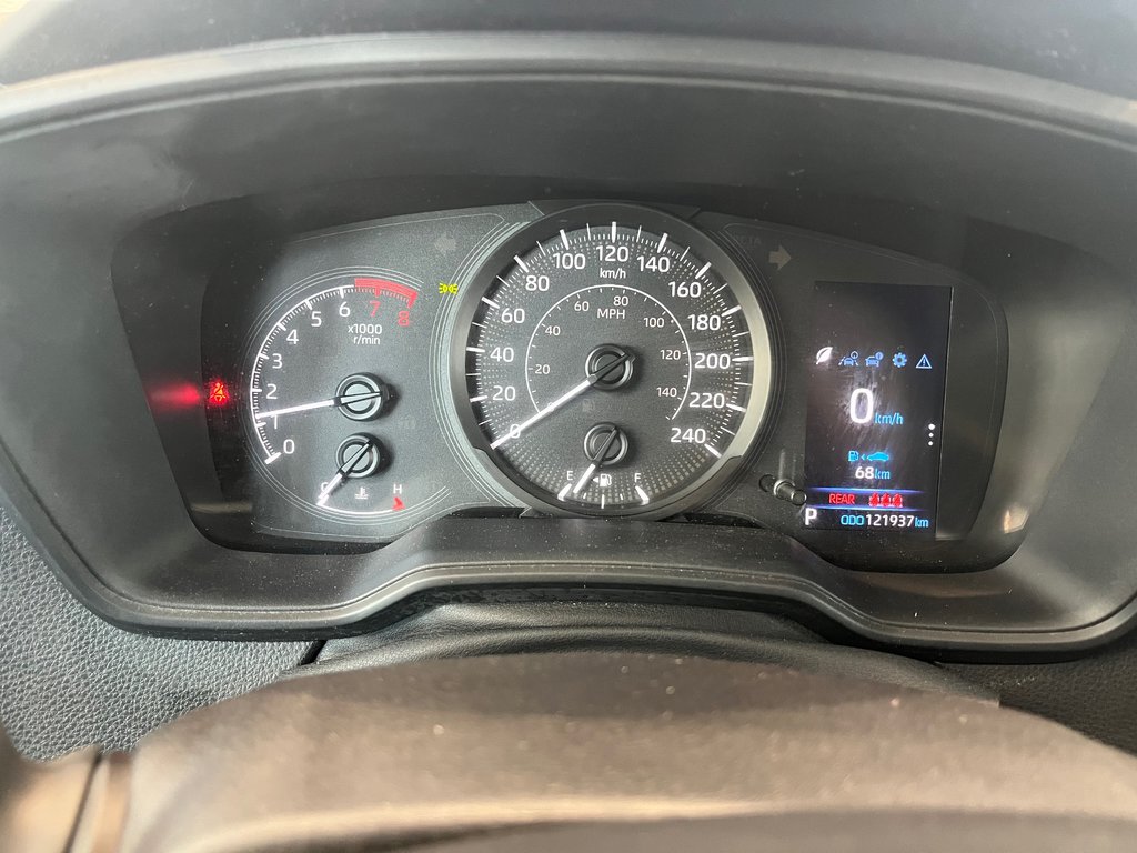 2022 Toyota Corolla LE in Amos, Quebec - 14 - w1024h768px