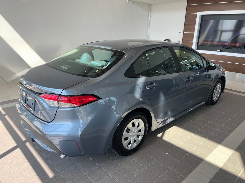 2022 Toyota Corolla LE in Amos, Quebec - 6 - w1024h768px