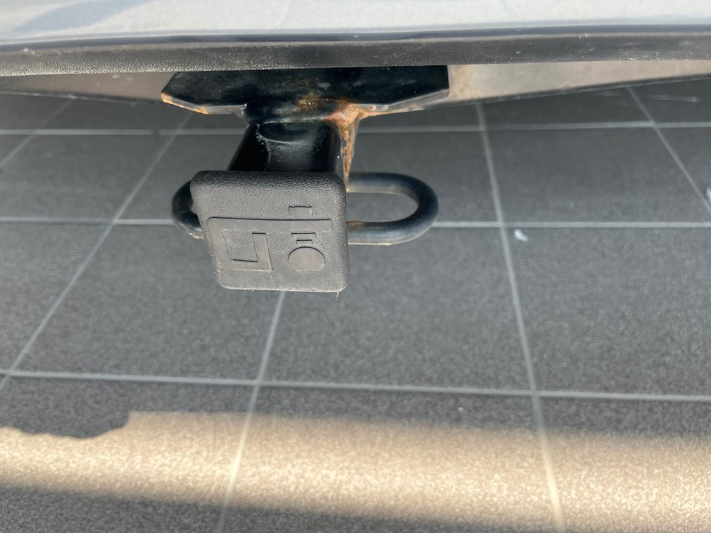 2022 Toyota Corolla LE in Amos, Quebec - 10 - w1024h768px