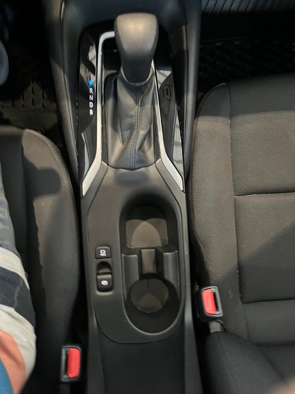 2023 Toyota Corolla L in Amos, Quebec - 13 - w1024h768px