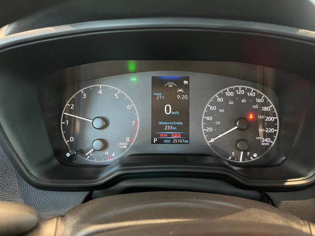 2023 Toyota Corolla L in Amos, Quebec - 10 - w1024h768px