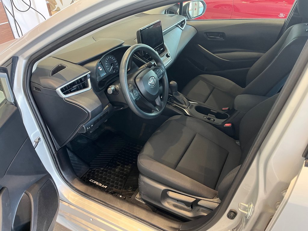 2023 Toyota Corolla L in Amos, Quebec - 9 - w1024h768px