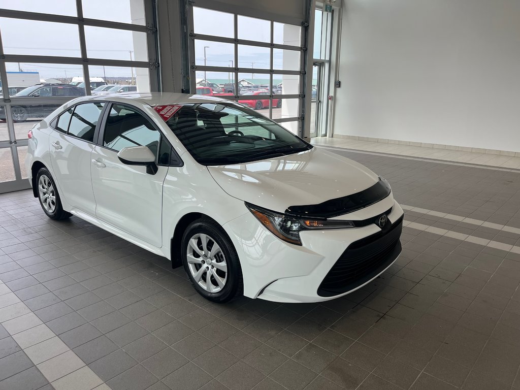 Toyota Corolla  2024 à Amos, Québec - 1 - w1024h768px