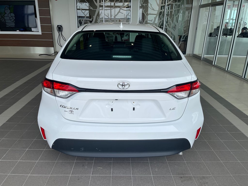 Toyota Corolla  2024 à Amos, Québec - 9 - w1024h768px