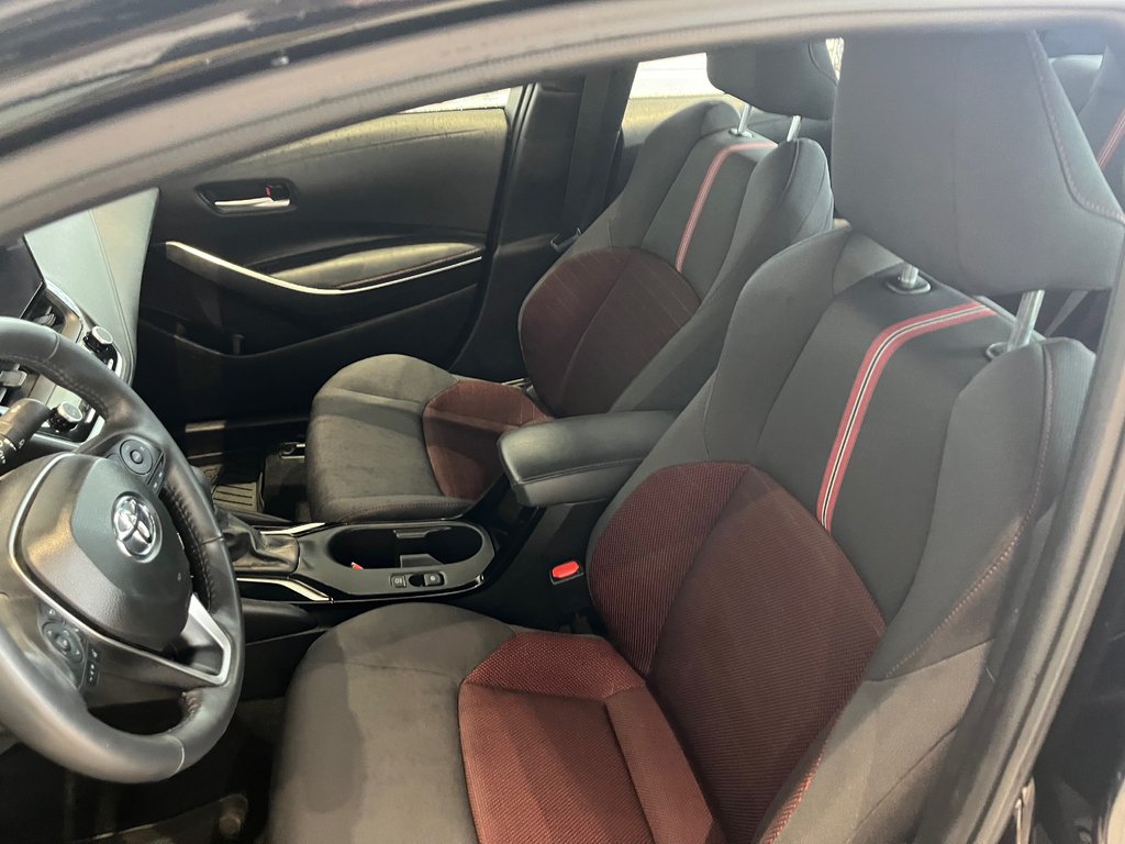 Toyota Corolla se 2024 à Amos, Québec - 9 - w1024h768px
