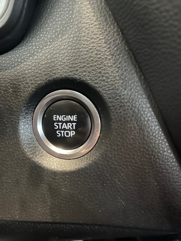 Toyota Corolla se 2024 à Amos, Québec - 15 - w1024h768px