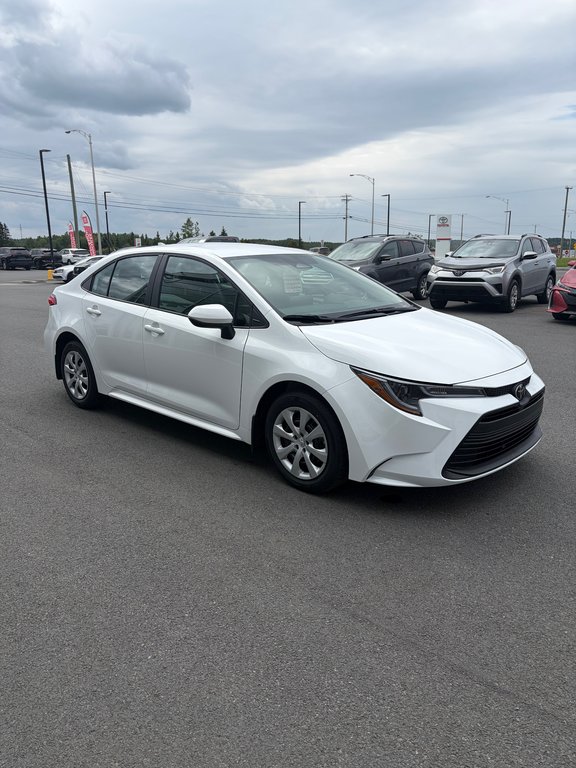 Toyota Corolla LE 2026 à Amos, Québec - 7 - w1024h768px