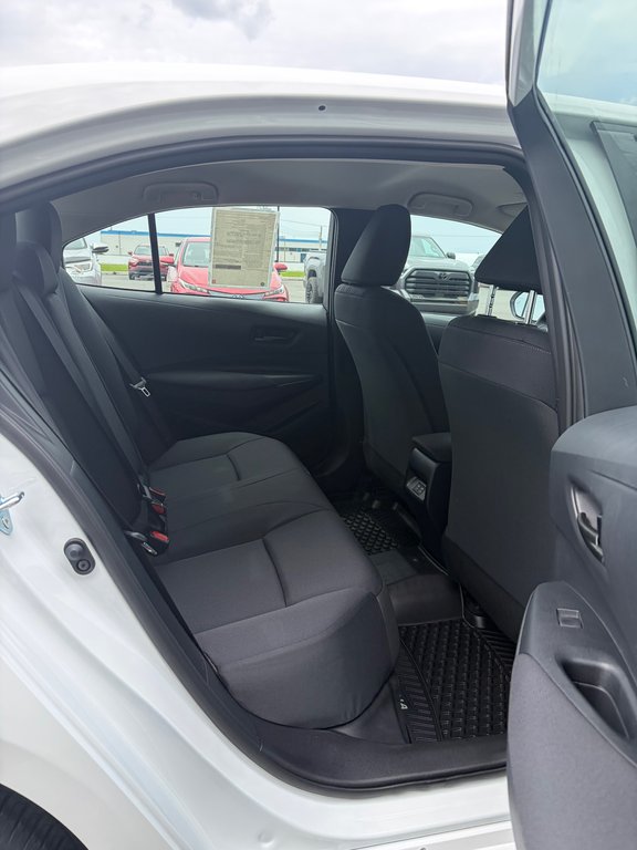 Toyota Corolla LE 2026 à Amos, Québec - 8 - w1024h768px