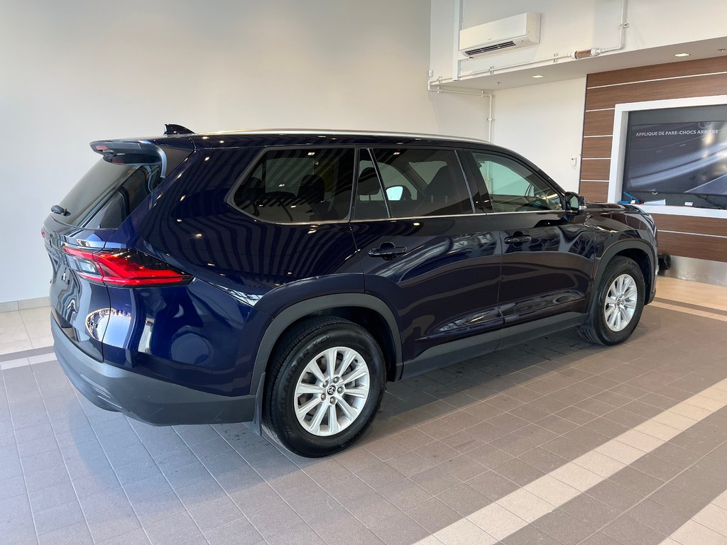 Toyota Grand Highlander XLE 2024 à Amos, Québec - 8 - w1024h768px