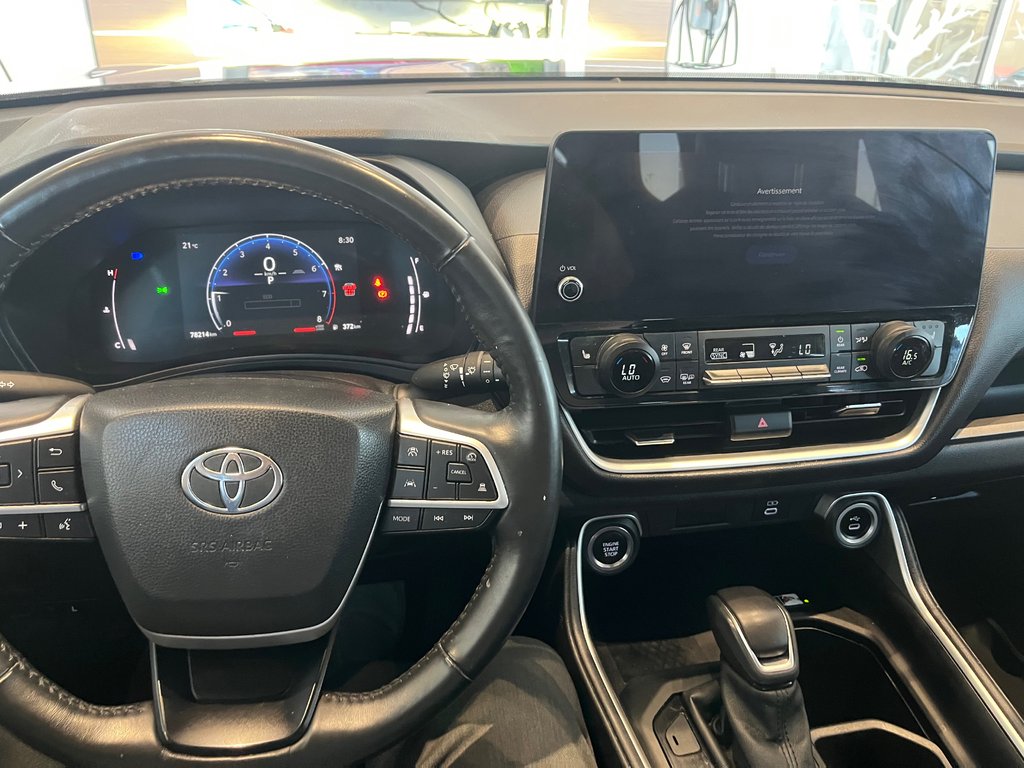 Toyota Grand Highlander XLE 2024 à Amos, Québec - 17 - w1024h768px
