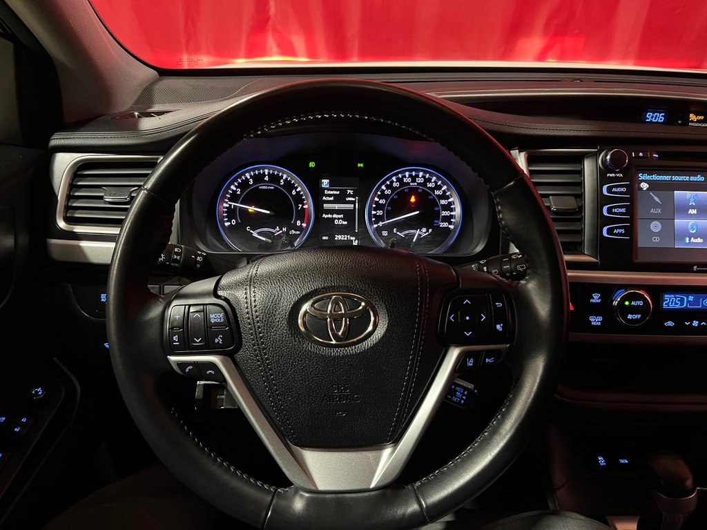 Toyota Highlander XLE 2018 à Amos, Québec - 23 - w1024h768px