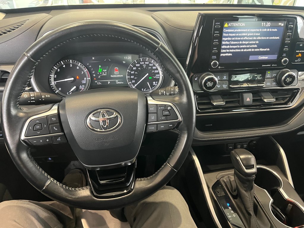 2020 Toyota Highlander XLE in Amos, Quebec - 13 - w1024h768px