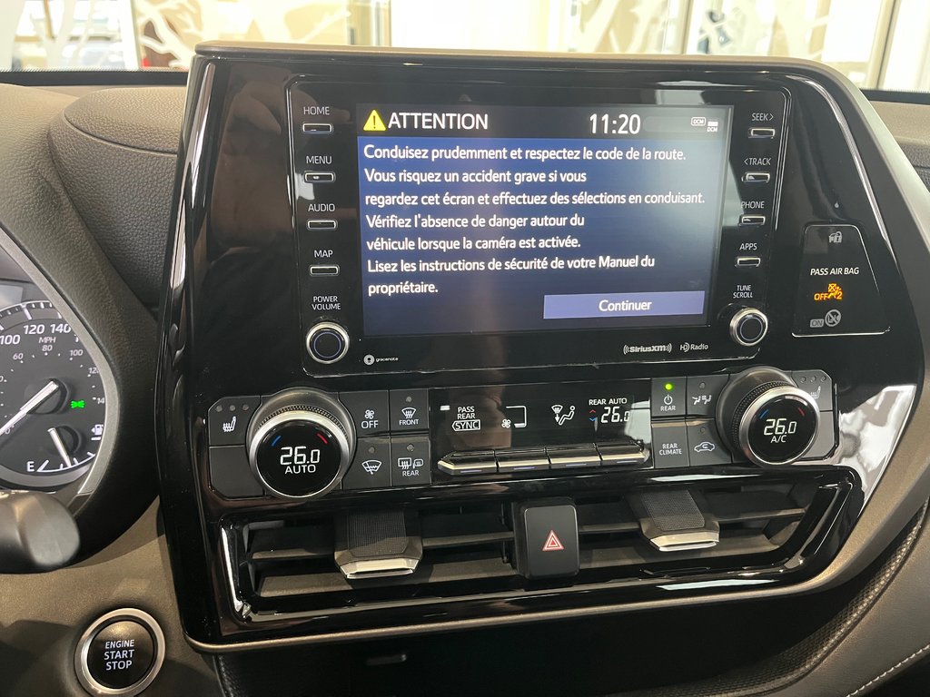 2020 Toyota Highlander XLE in Amos, Quebec - 14 - w1024h768px