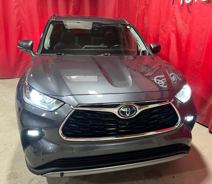 Toyota Highlander  2022 à Amos, Québec - 5 - w1024h768px