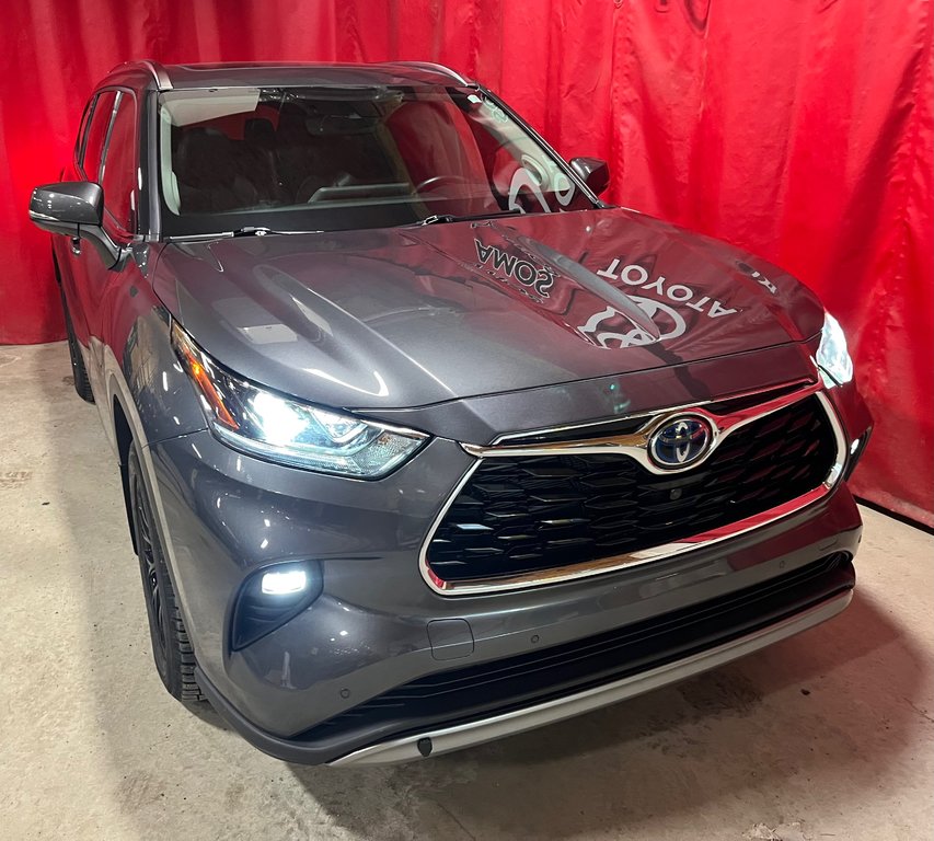 Toyota Highlander  2022 à Amos, Québec - 4 - w1024h768px