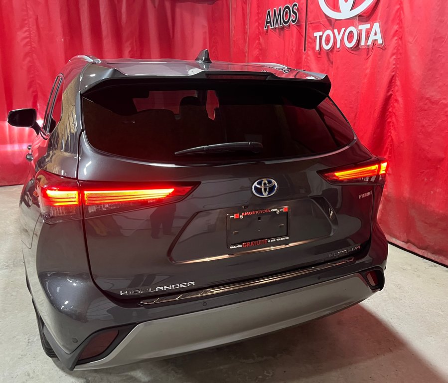 Toyota Highlander  2022 à Amos, Québec - 8 - w1024h768px