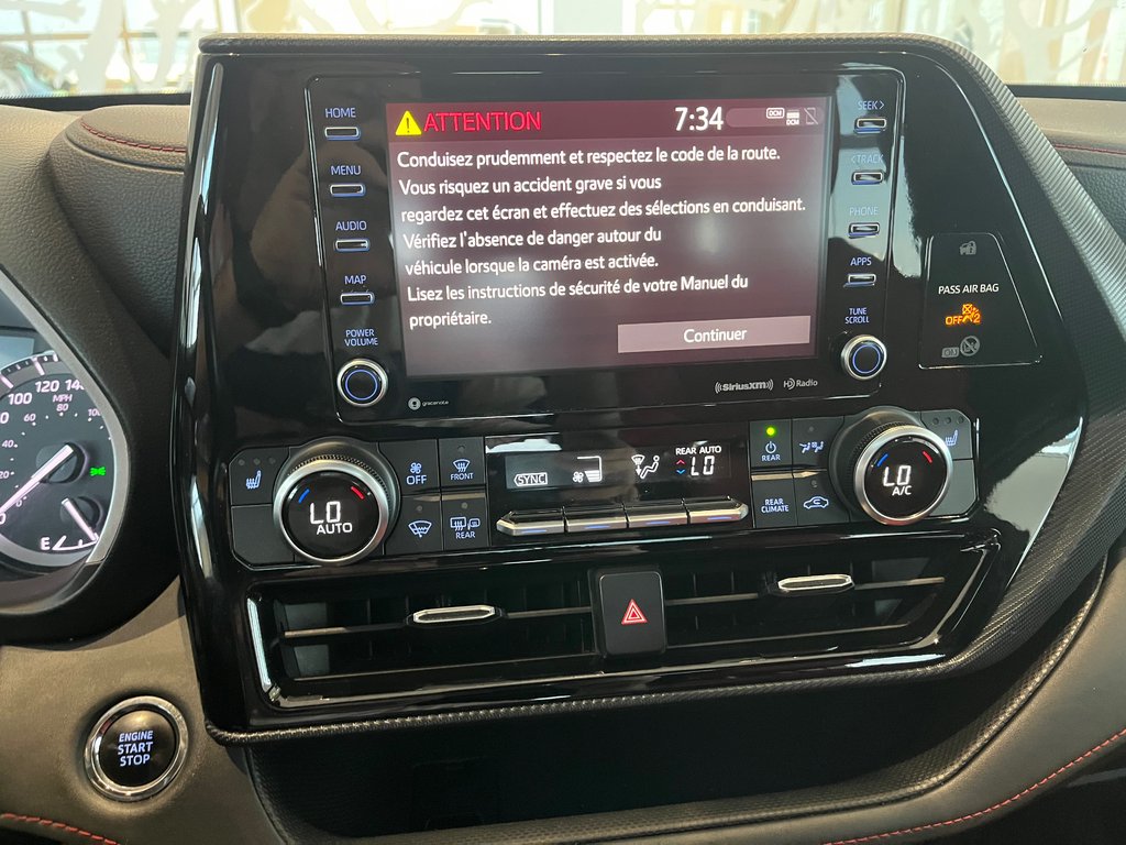 Toyota Highlander XSE 2022 à Amos, Québec - 14 - w1024h768px