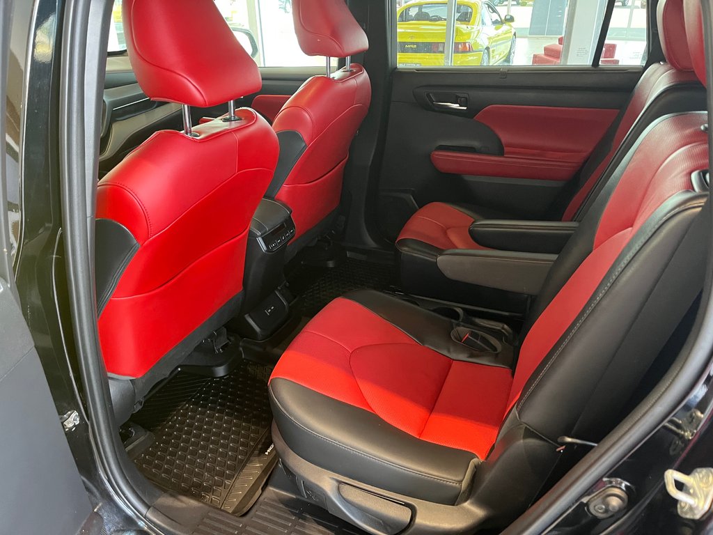 Toyota Highlander XSE 2022 à Amos, Québec - 9 - w1024h768px