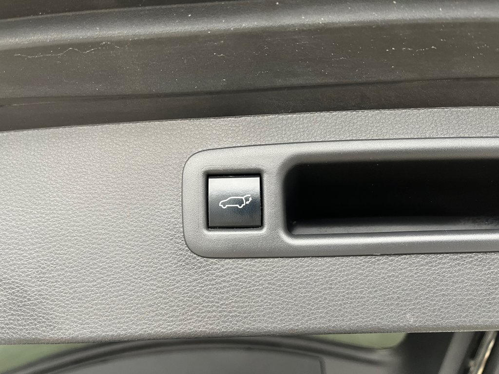 2023 Toyota Highlander Xse in Amos, Quebec - 9 - w1024h768px