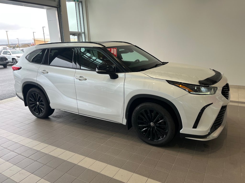 2023 Toyota Highlander Xse in Amos, Quebec - 2 - w1024h768px