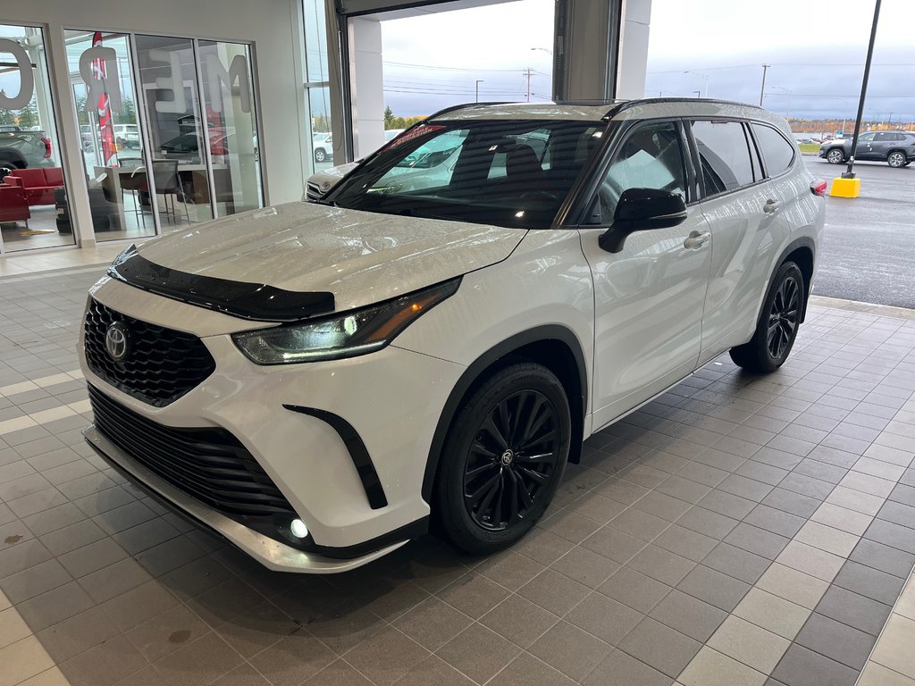 2023 Toyota Highlander Xse in Amos, Quebec - 4 - w1024h768px