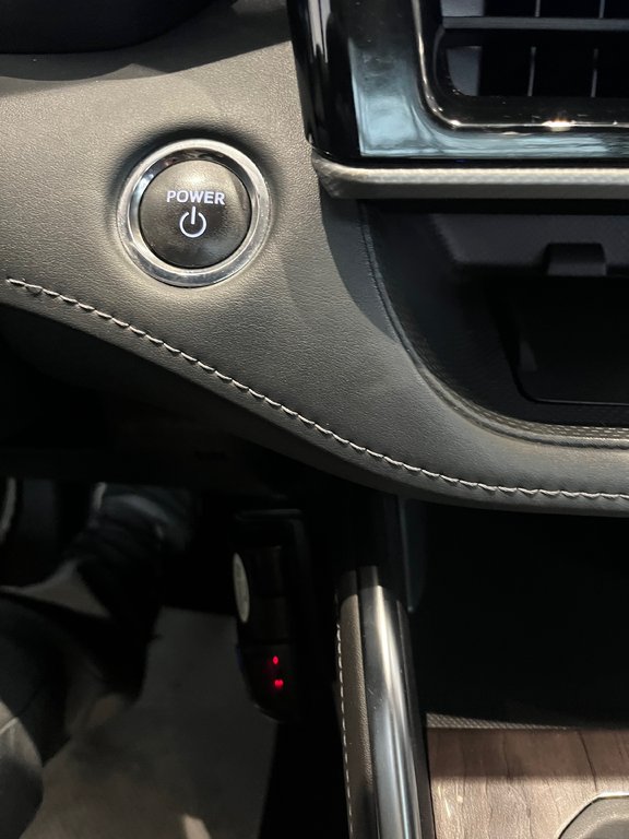 Toyota Highlander Hybrid Limited PLATINUM 2023 à Amos, Québec - 21 - w1024h768px