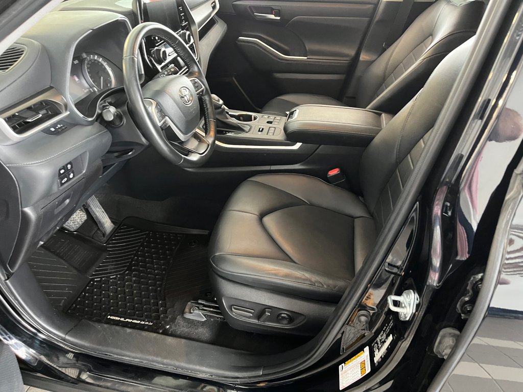 Toyota Highlander Xle 2023 à Amos, Québec - 10 - w1024h768px