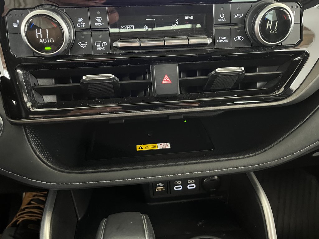 Toyota Highlander Xle 2023 à Amos, Québec - 17 - w1024h768px