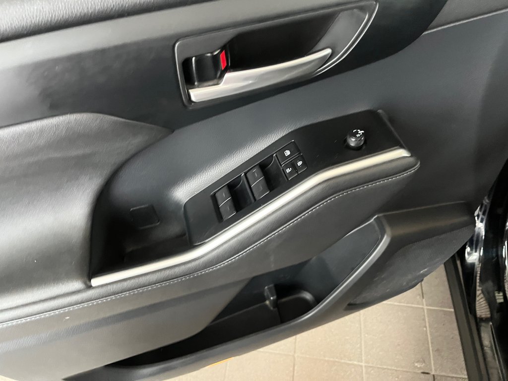 Toyota Highlander Xle 2023 à Amos, Québec - 11 - w1024h768px