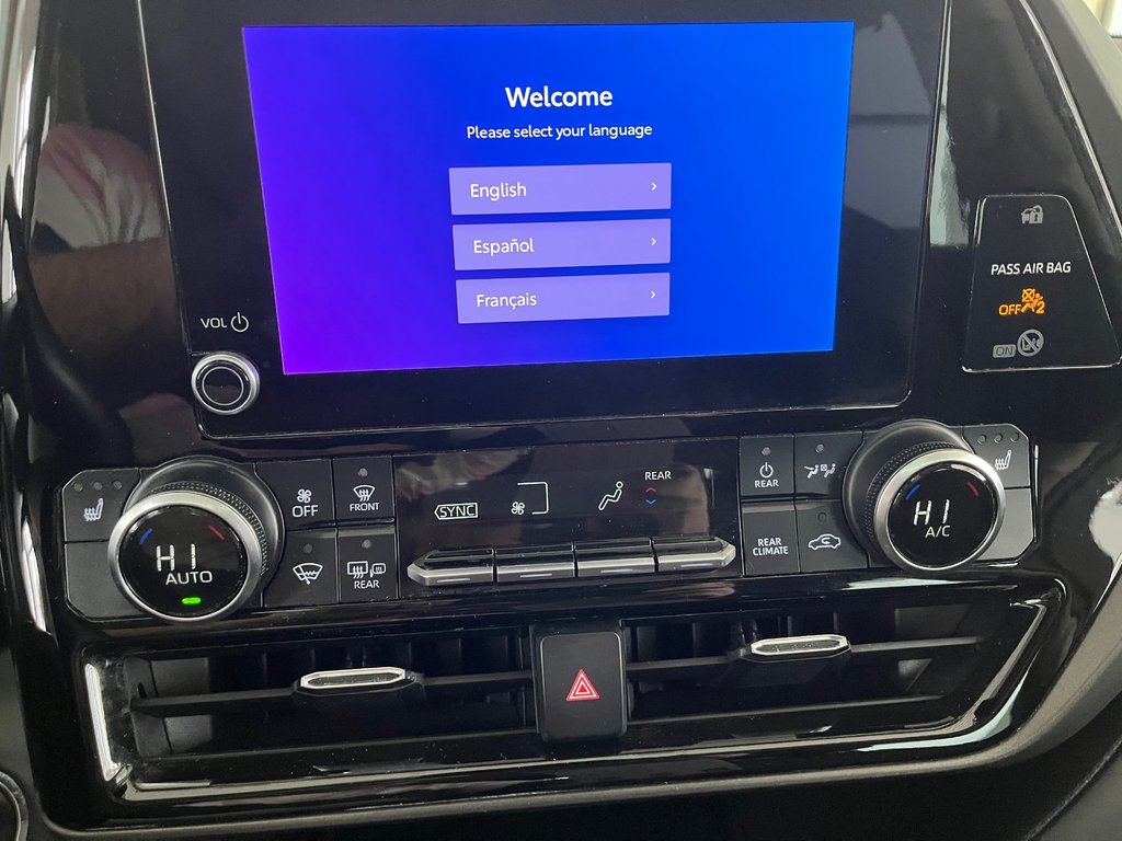 Toyota Highlander Xle 2023 à Amos, Québec - 14 - w1024h768px