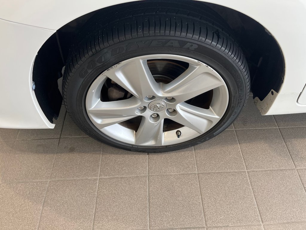 2013 Toyota Matrix SE AWD in Amos, Quebec - 9 - w1024h768px