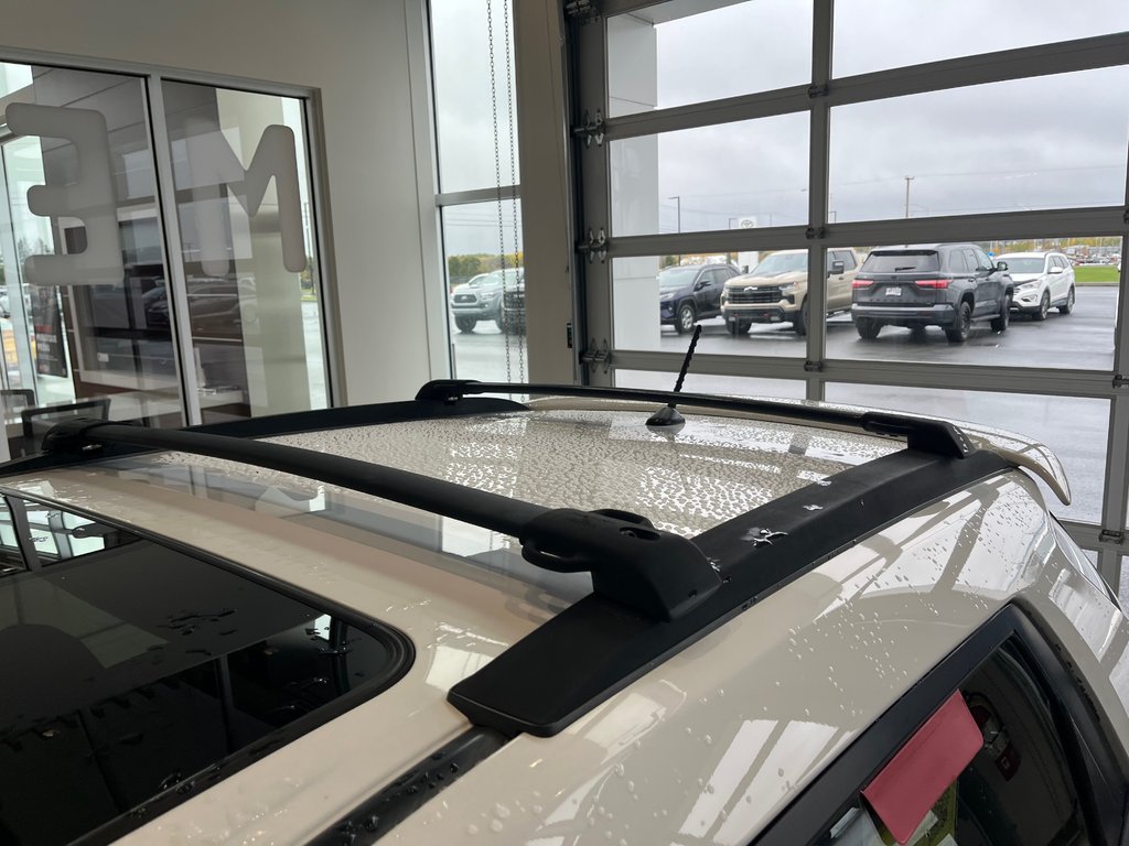 2013 Toyota Matrix SE AWD in Amos, Quebec - 20 - w1024h768px