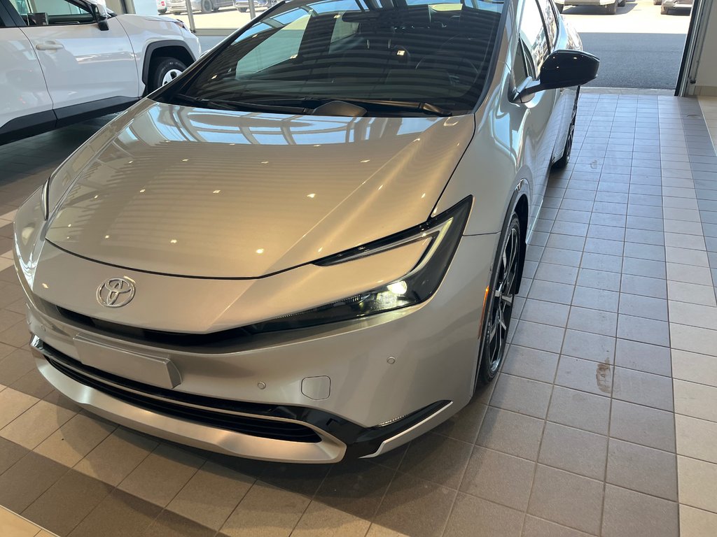 Toyota Prius Plug-In Hybrid XSE TECHNO 2025 à Amos, Québec - 7 - w1024h768px