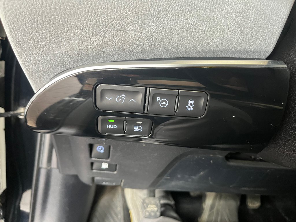 Toyota Prius Prime LE AMELIORÉ 2020 à Amos, Québec - 10 - w1024h768px