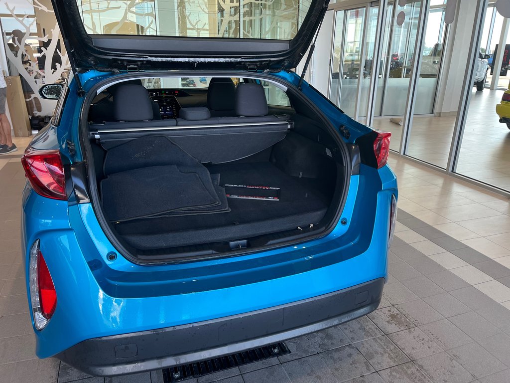 Toyota Prius Prime LE 2021 à Amos, Québec - 6 - w1024h768px