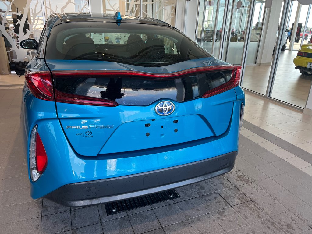 Toyota Prius Prime LE 2021 à Amos, Québec - 5 - w1024h768px